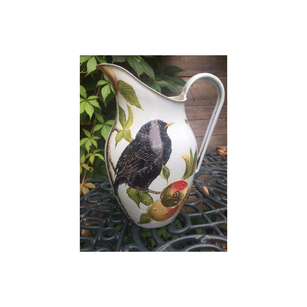 birds-vintage-jug-blackbird-aspect-b